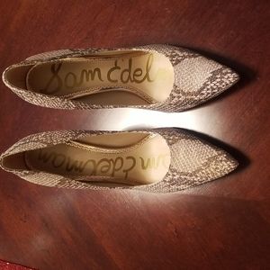Sam Edelman snake skin pattern heels